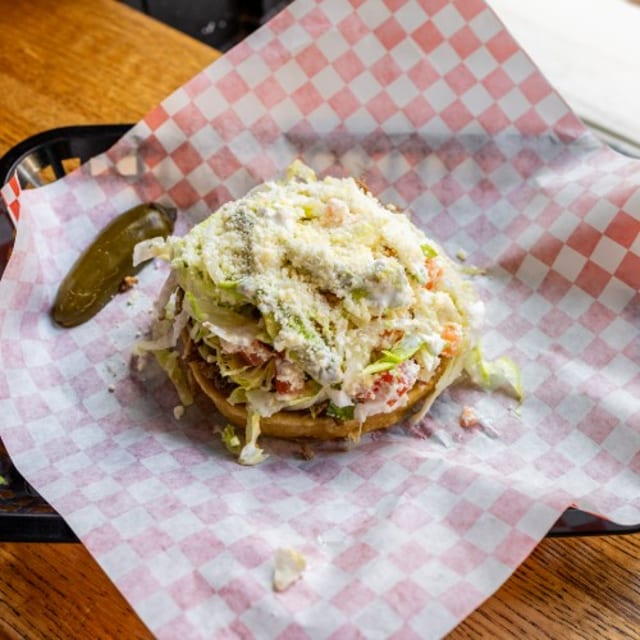 Sopes Barbacoa.
